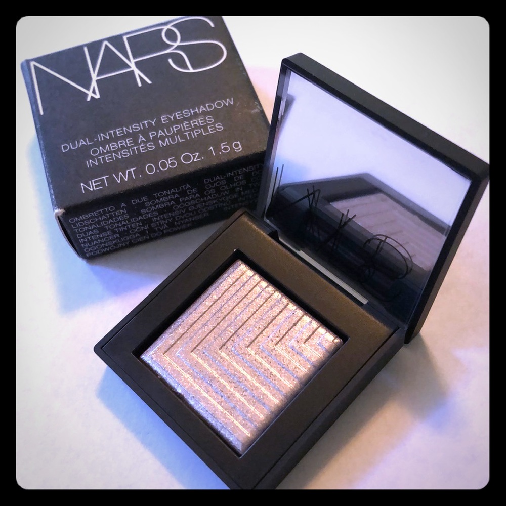 NARS dual-intensity eyeshadow - Callisto